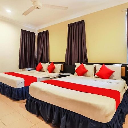 Hotel Home 88 Teluk Intan Exterior foto
